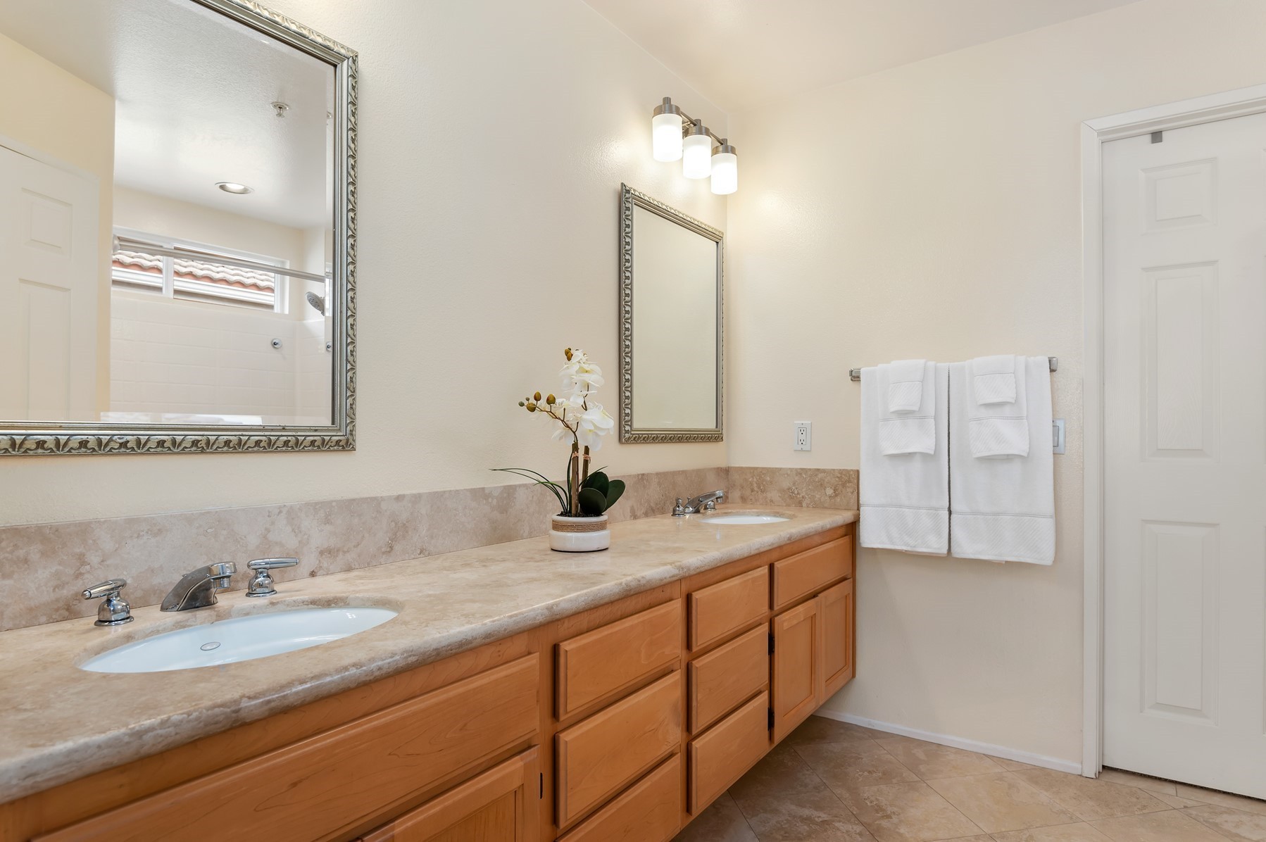 2374 Taos Avenue photo 24
