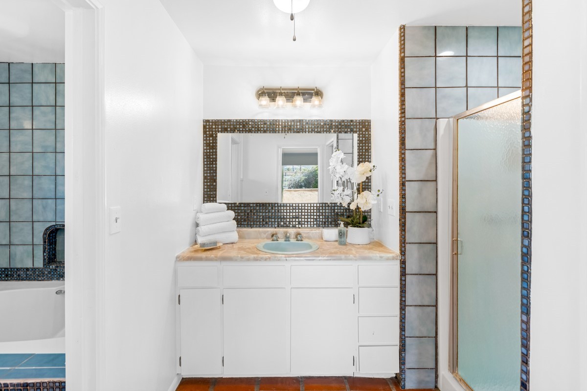 4637 9th Street photo 15