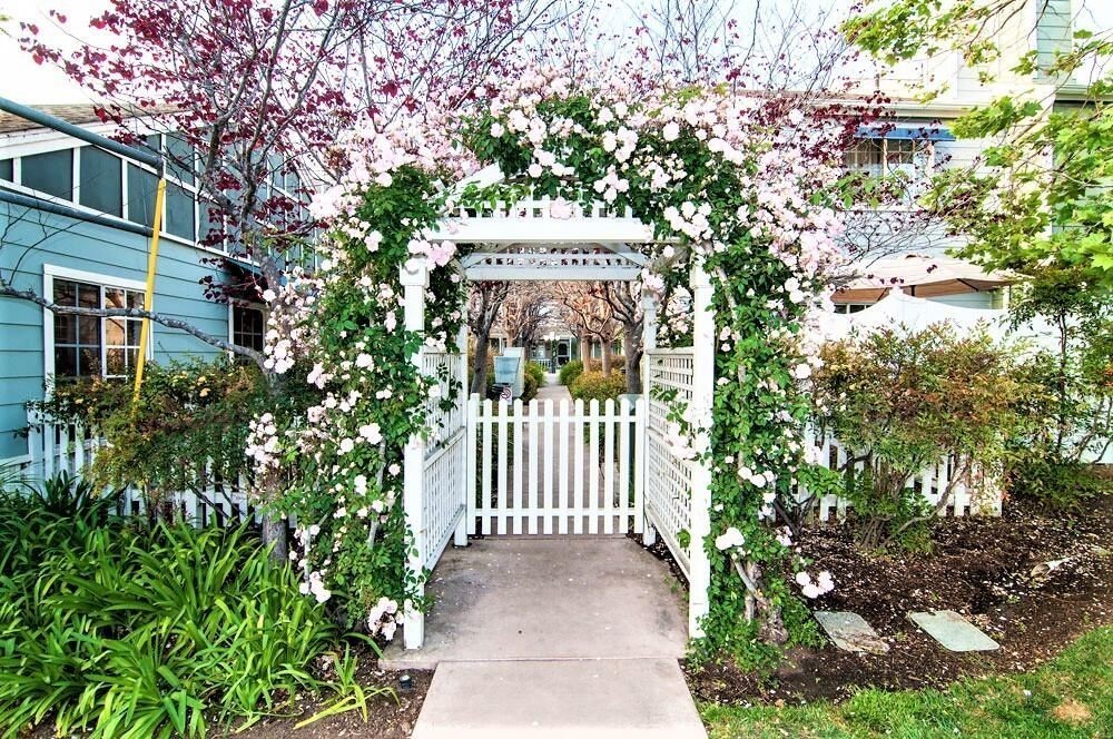 4692 Carpinteria Ave #10 photo 4
