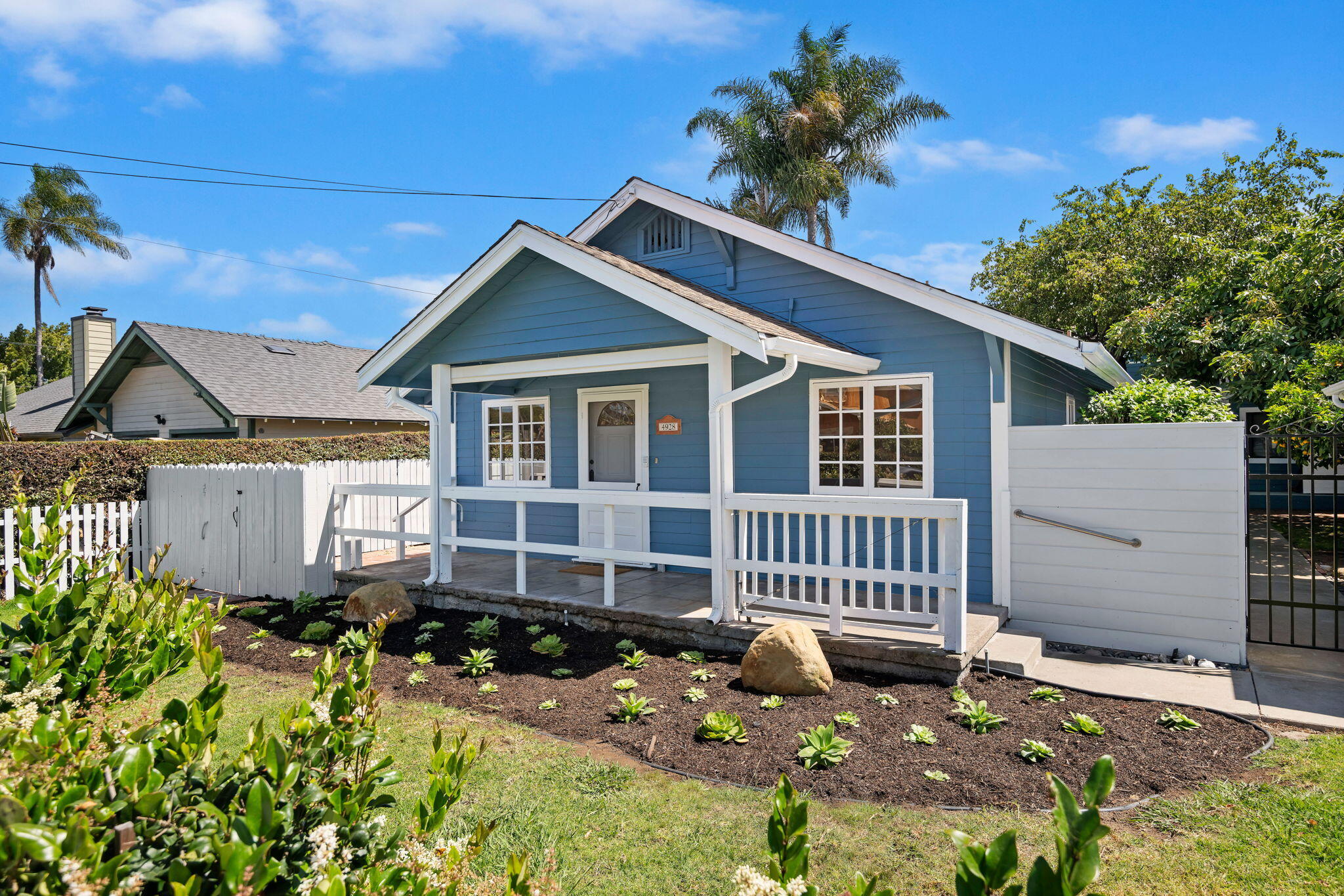 4928 8th St, Carpinteria, CA 93013 photo 2