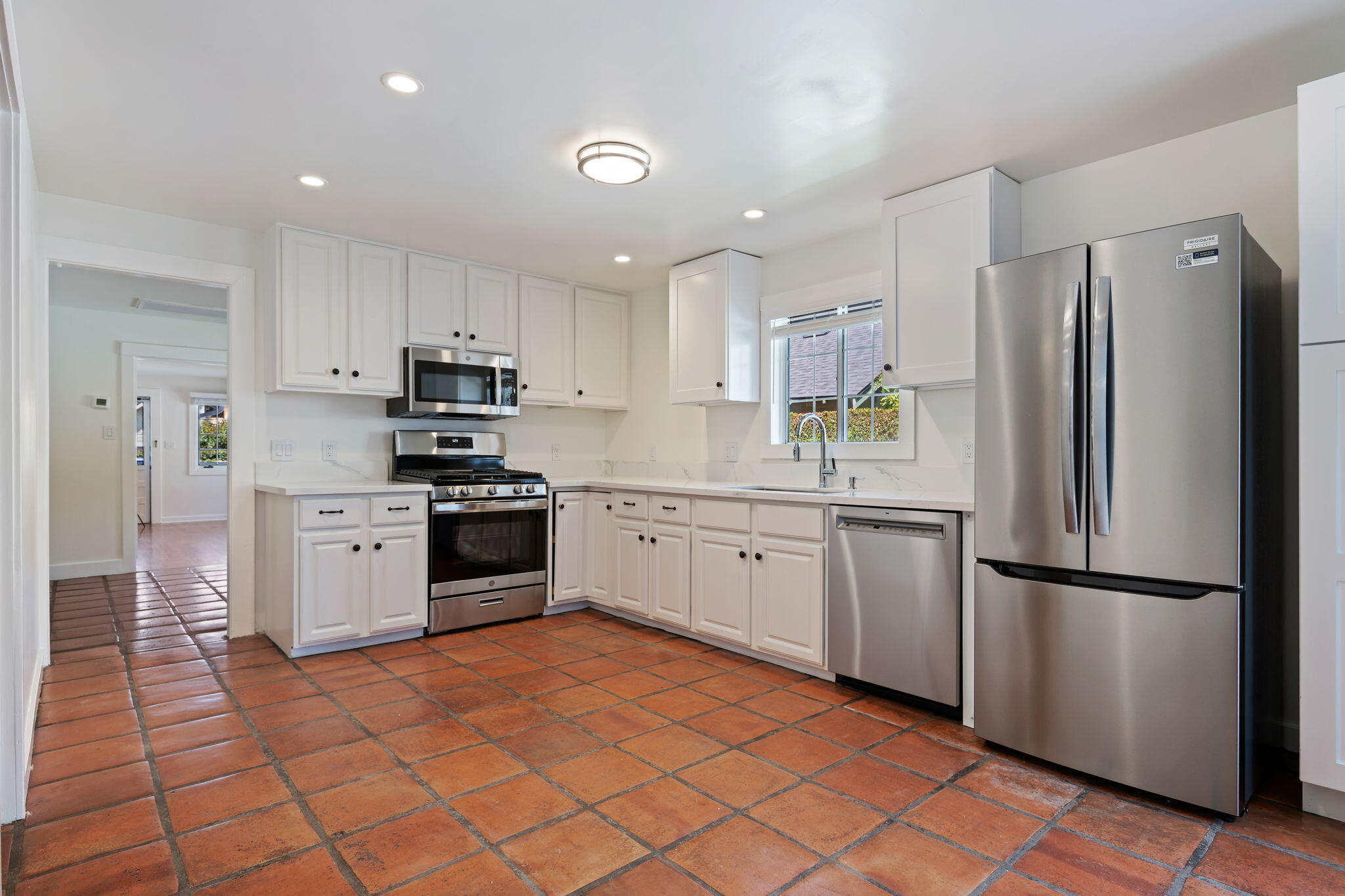 4928 8th St, Carpinteria, CA 93013 photo 10