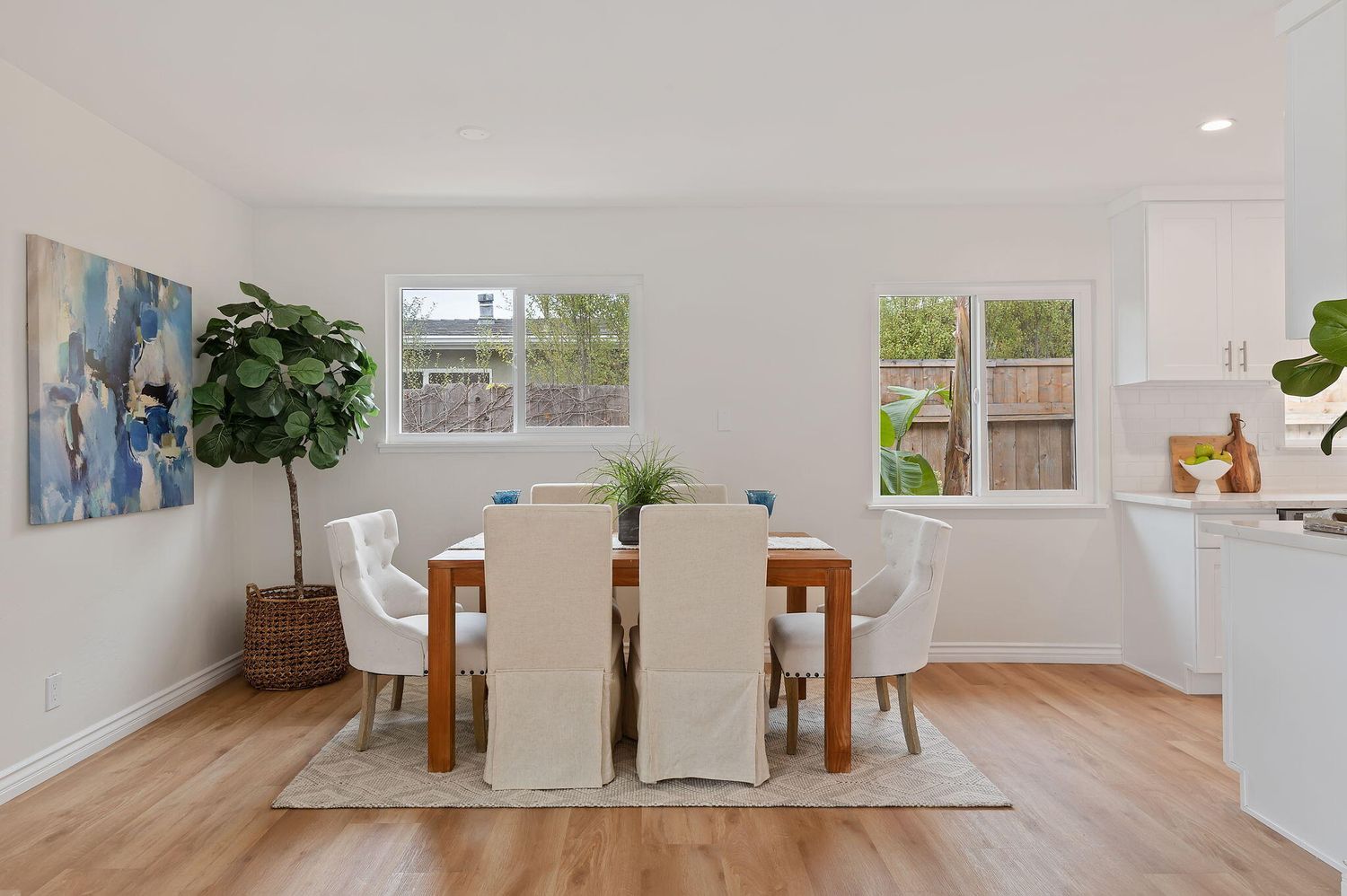 5652 Fiesta Drive photo 6