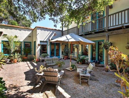 15 E Los Olivos Street
